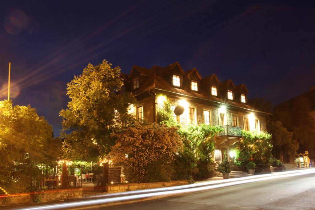 Landgasthof Zur Bruecke Hotel Wiesentheid Exterior photo